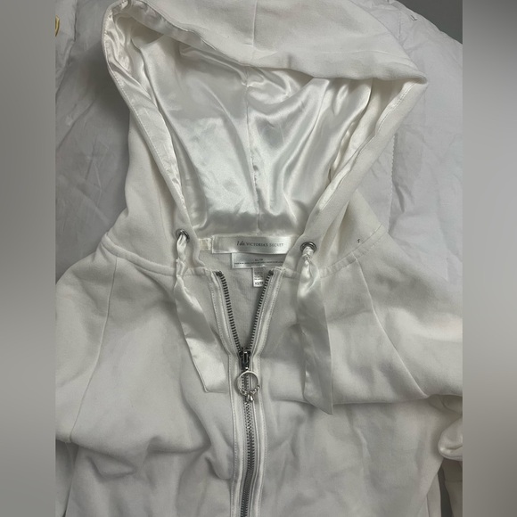 Victoria’s Secret Bridal hoodie - Picture 7 of 11